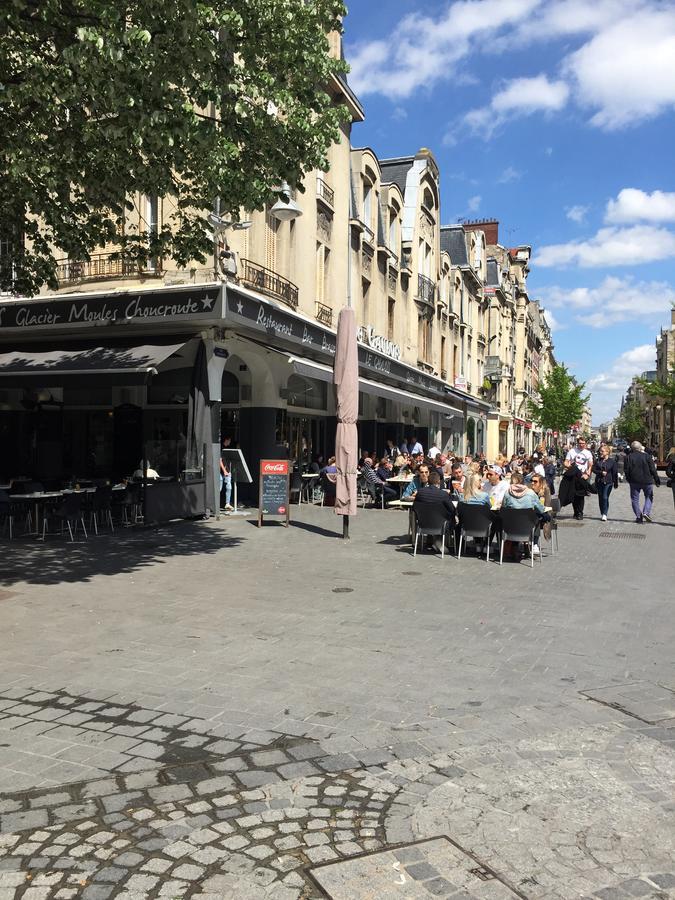 Отель Le Monopole Реймс Экстерьер фото